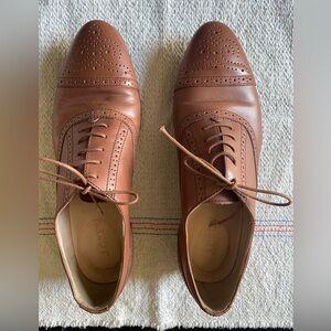 Wing Tip leather Oxfords Nutmeg